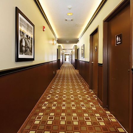 Best Western Plus Seawall Inn & Suites By The Beach Galveston Interieur foto